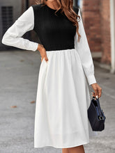 Load image into Gallery viewer, Contrast Round Neck Long Sleeve Dress
