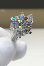 Load image into Gallery viewer, 5 Carat  Moissanite 6-Prong Ring
