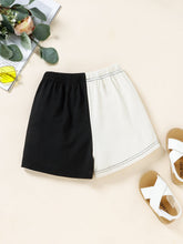 Load image into Gallery viewer, Color Block Elastic Waist Shorts
