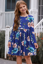 Load image into Gallery viewer, Girls Floral Long Sleeve Dress with Pockets
