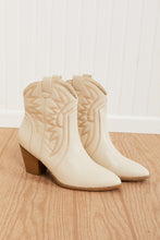 Load image into Gallery viewer, Qupid Texas Trip Embroidered Cowboy Booties
