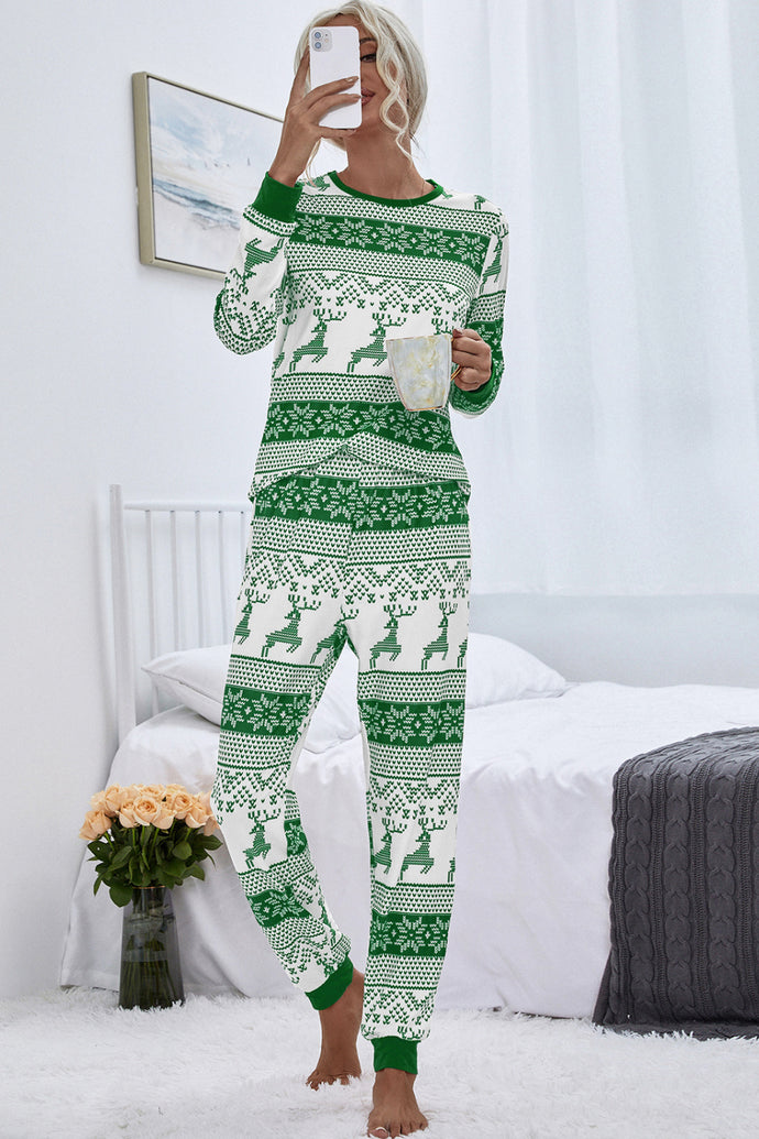 Reindeer and Snowflake Print Pajama Set
